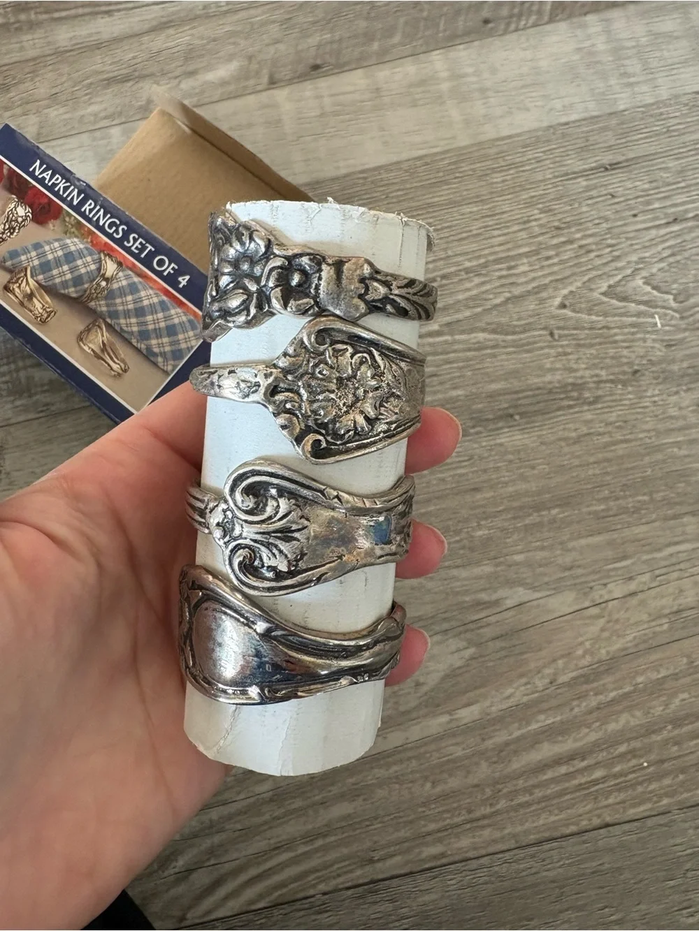 Vintage Napkin Rings Set of 4 - Silver Tone